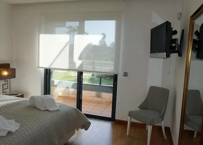 Luxury 3 Bedroom, 3 Ensuits, Private Pool, Vale Do Lobo Apartment