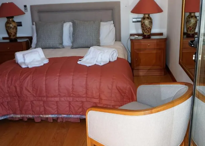 Luxury 3 Bedroom, 3 Ensuits, Private Pool, Vale Do Lobo Apartment *