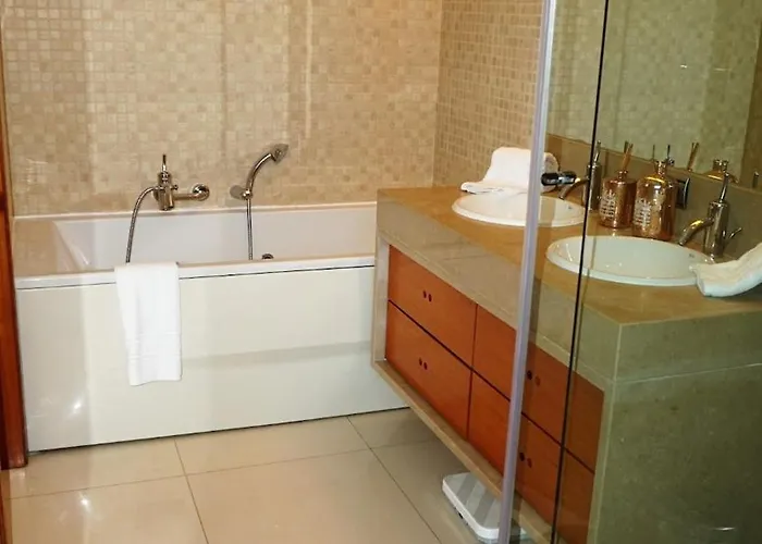 Luxury 3 Bedroom, 3 Ensuits, Private Pool, Vale Do Lobo * Loule