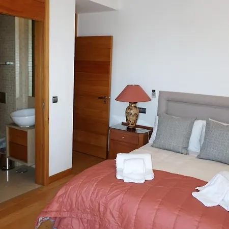 Luxury 3 Bedroom, 3 Ensuits, Private Pool, Vale Do Lobo アパート ローレ